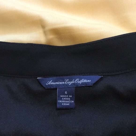 American Eagle Outfitters Black Sheer Pleated Asymmetrical Mini Skirt Sz. 6 - Picture 4 of 5